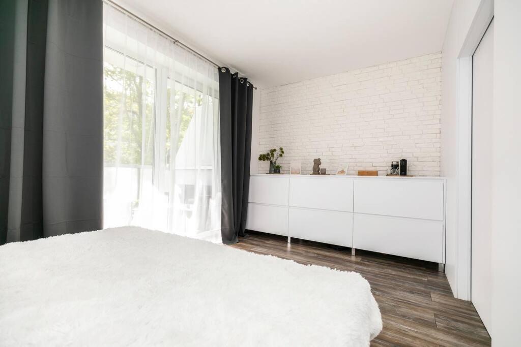 Alure Residences 1 & 24H Self Check-In, Free Parking In Front Of The Apartment Building, New Building, Terrace, Cafe With Breakfast In The Apartment Building, Next To The Aqua Park Bańska Bystrzyca Zewnętrze zdjęcie